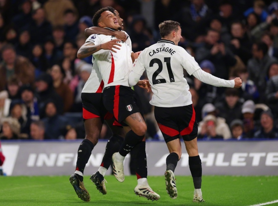 为什么西班牙经济不比意大利好，但国家队和俱乐部却越来越强，而意大利国家队和意甲越来越衰落呢？[2...4]