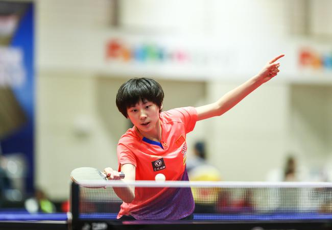 湿滑地面等 湿滑地面等